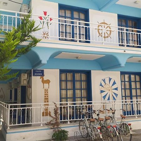 Nitsas studio's Kremastí Exterior foto